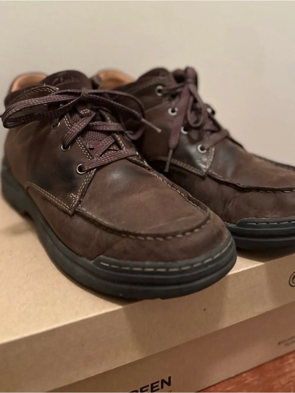 New In Box Clarks Brown Leather Chukka Boot with Black Sole